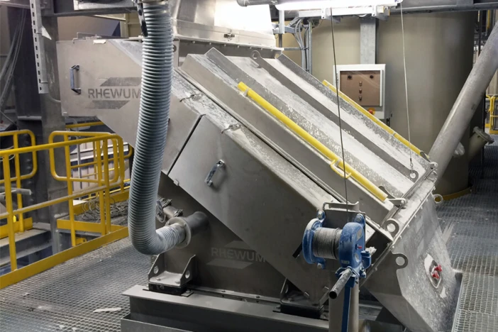 Precise separation of silica and silica gel